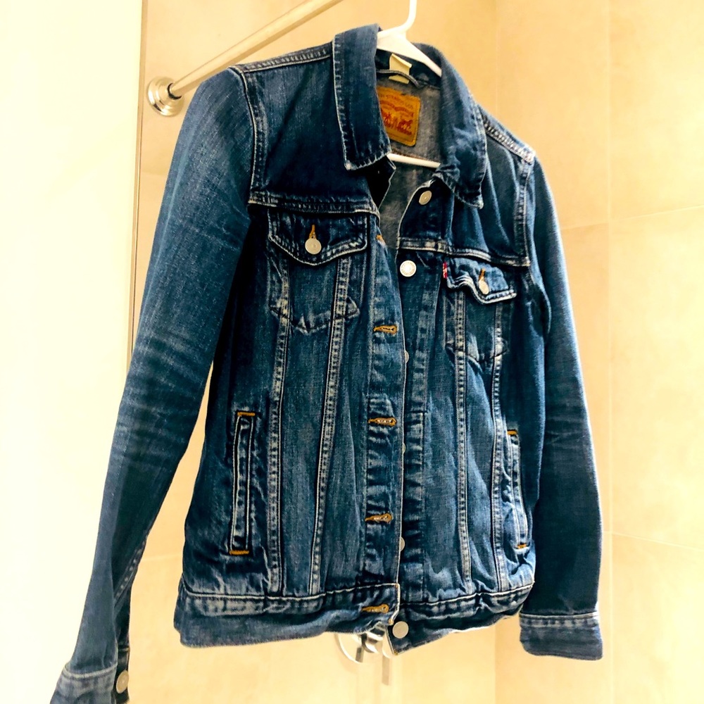 Levi’s classic jean jacket